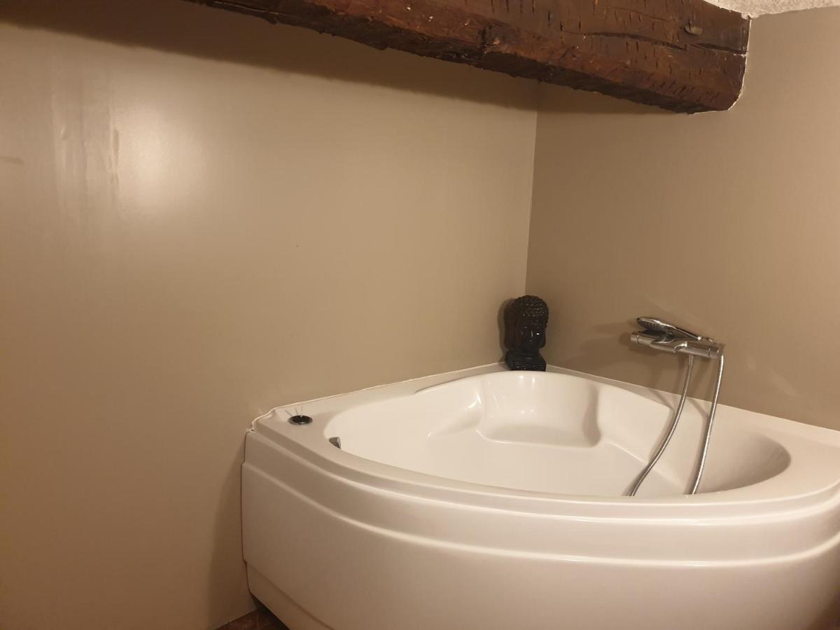 Charmant Appartement Coeur Village Provencal 랑벡 외부 사진